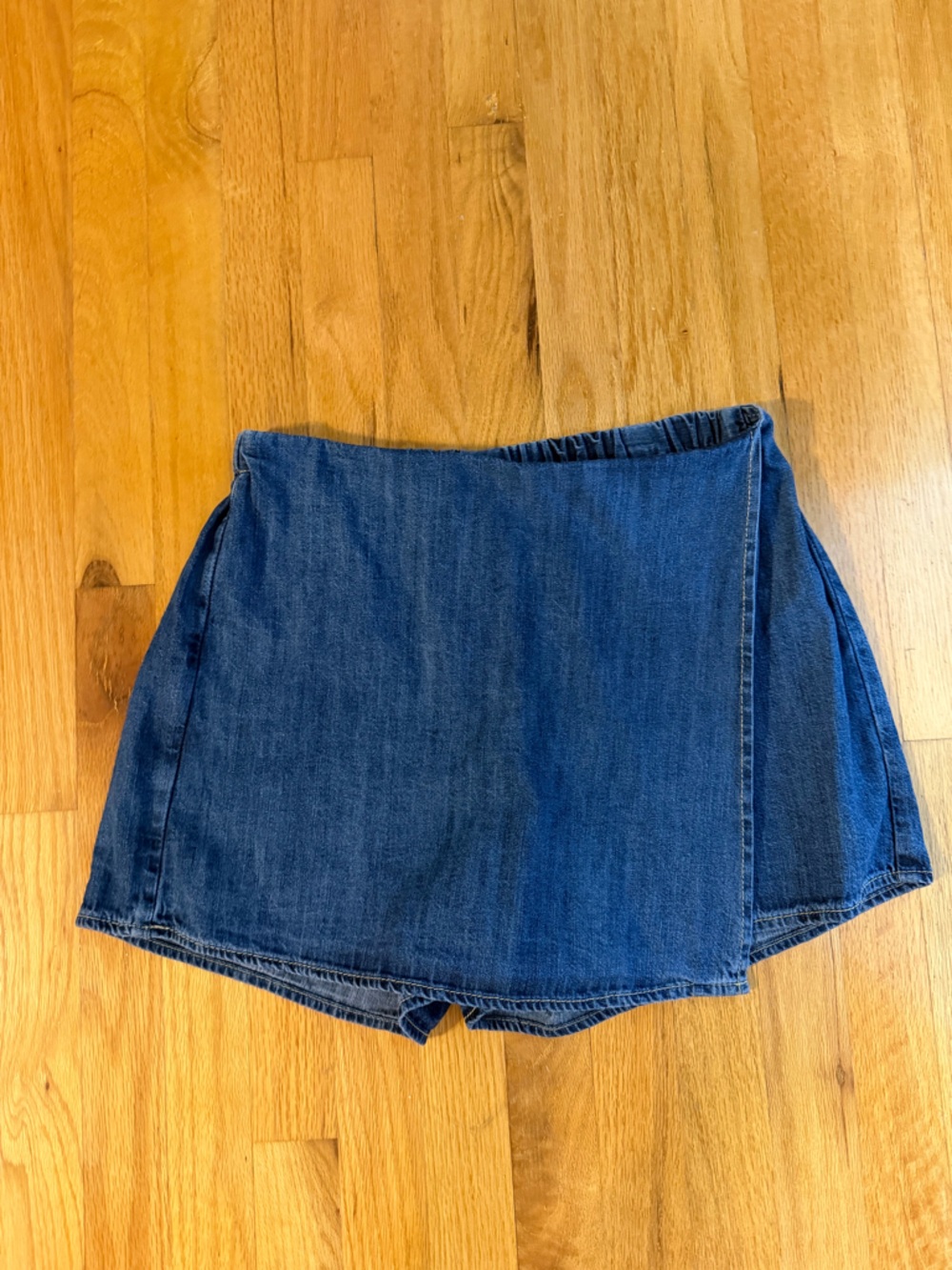 Old Navy Medium Blue Elastic Waist Denim Skorts